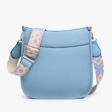 Cargar imagen en el visor de la galería, Jen & Co Chloe Crossbody with Guitar Strap