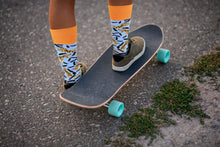 Cargar imagen en el visor de la galería, Animal Socks (Tiger) - Comfy Cotton for Men & Women