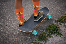 Cargar imagen en el visor de la galería, Flower Socks - Comfy Cotton for Women