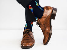 Cargar imagen en el visor de la galería, Parrots Socks - Comfy Cotton for Men & Women