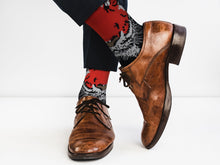 Cargar imagen en el visor de la galería, Black Tiger Socks - Comfy Cotton for Men & Women