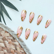 Cargar imagen en el visor de la galería, GRITOSE 24 Pcs Fall Maple Leaves Almond Medium Pink Matte Press On Nails