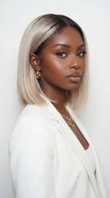 Cargar imagen en el visor de la galería, Blonde Balayage Bob Wig