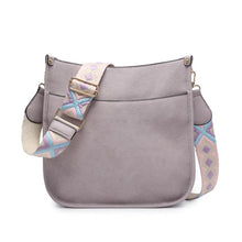 Cargar imagen en el visor de la galería, Jen &amp; Co Chloe Crossbody with Guitar Strap
