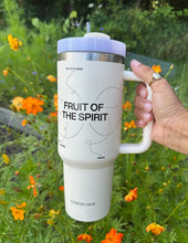 Cargar imagen en el visor de la galería, Fruit of the Spirit 40 oz Tumbler
