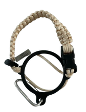 Cargar imagen en el visor de la galería, Coldest Paracord Handle
