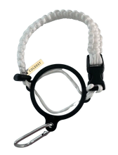 Cargar imagen en el visor de la galería, Coldest Paracord Handle

