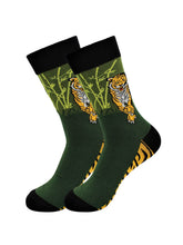 Cargar imagen en el visor de la galería, Green Tiger Socks - Comfy Cotton for Men &amp; Women

