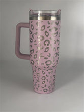 Cargar imagen en el visor de la galería, 40oz Cheetah Leopard Laser Etched Stainless Tumbler
