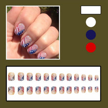 Cargar imagen en el visor de la galería, Independence Day Press On Nails Short Square USA Flag Patriotic Design
